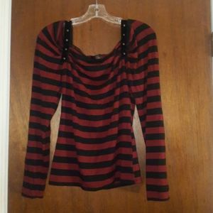 Old School Hot Topic ladies long sleeve top